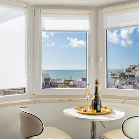 Deluxe Flat Sea View By Holidays *