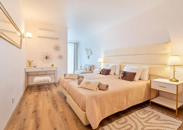 Apartman Deluxe Flat By Holidays