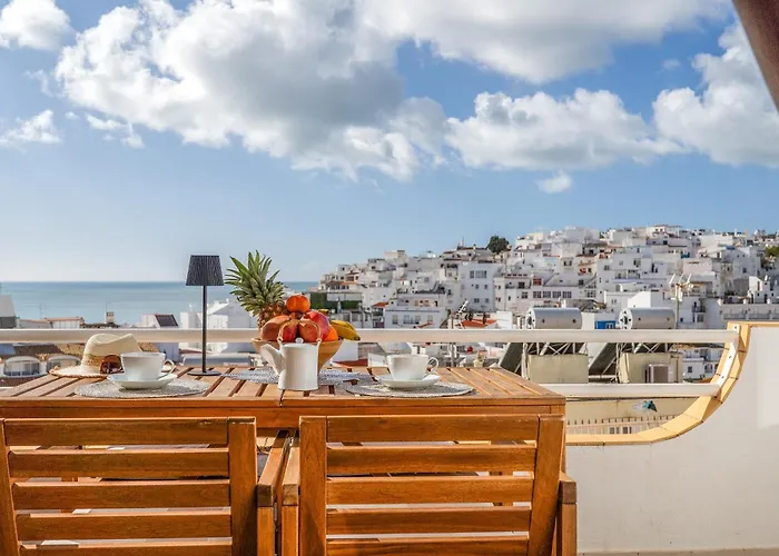 Deluxe Flat By Holidays *