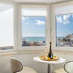 Deluxe Flat Sea View By Holidays *