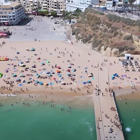 Deluxe Flat By Holidays Lägenhet *