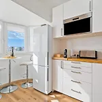 Deluxe Flat Sea View By Holidays アパート